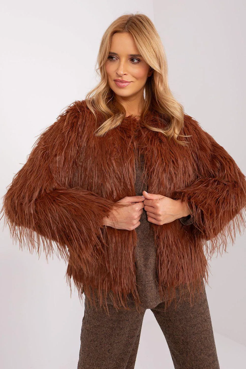 Elegant Fur-Trimmed Outerwear Jacket for All Seasons