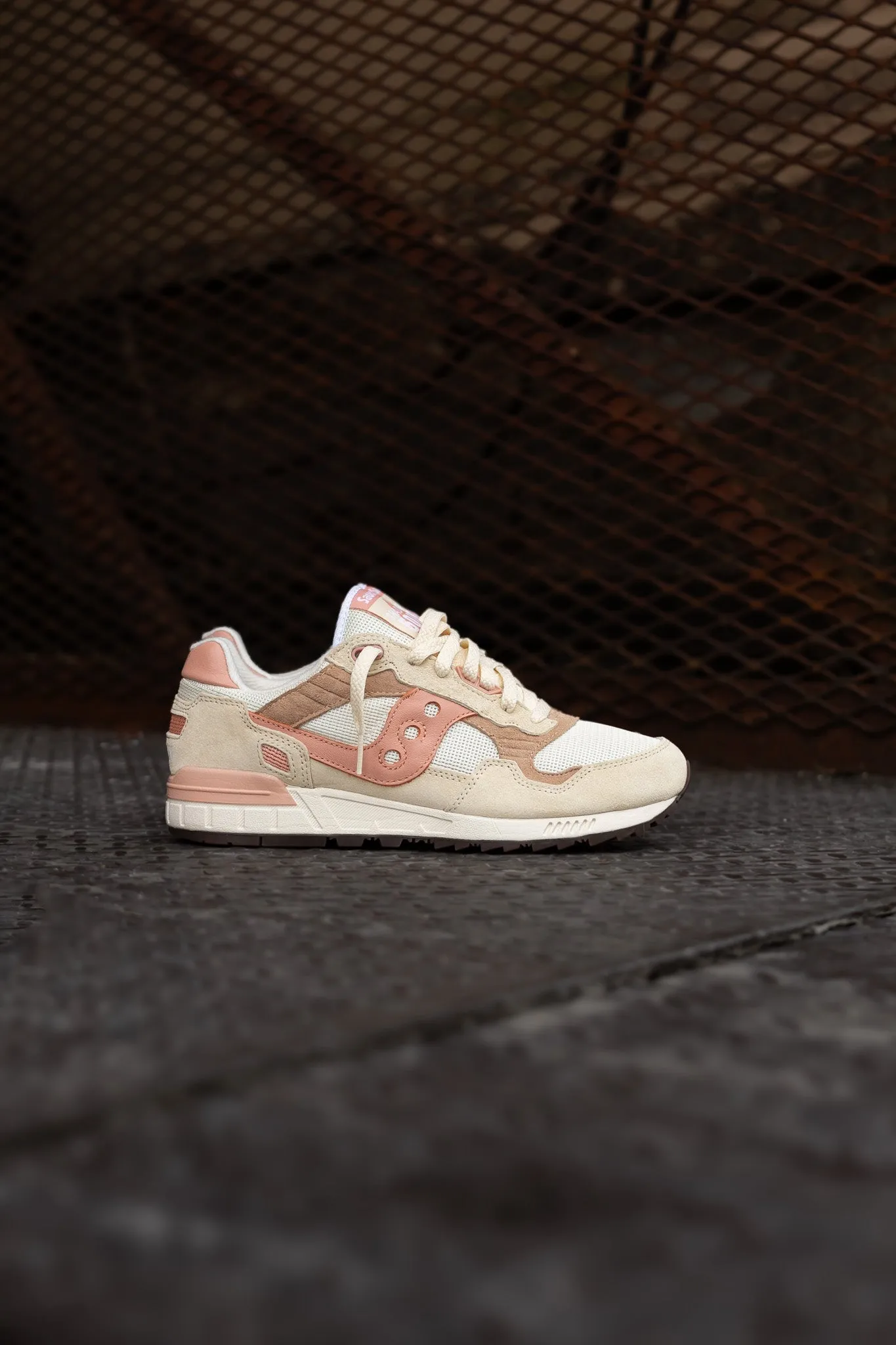 Mens Saucony Shadow 5000 (Cream/Salmon)