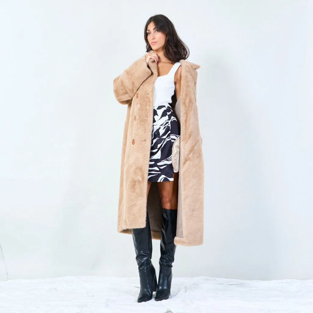 Oversized faux fur coat wholesale