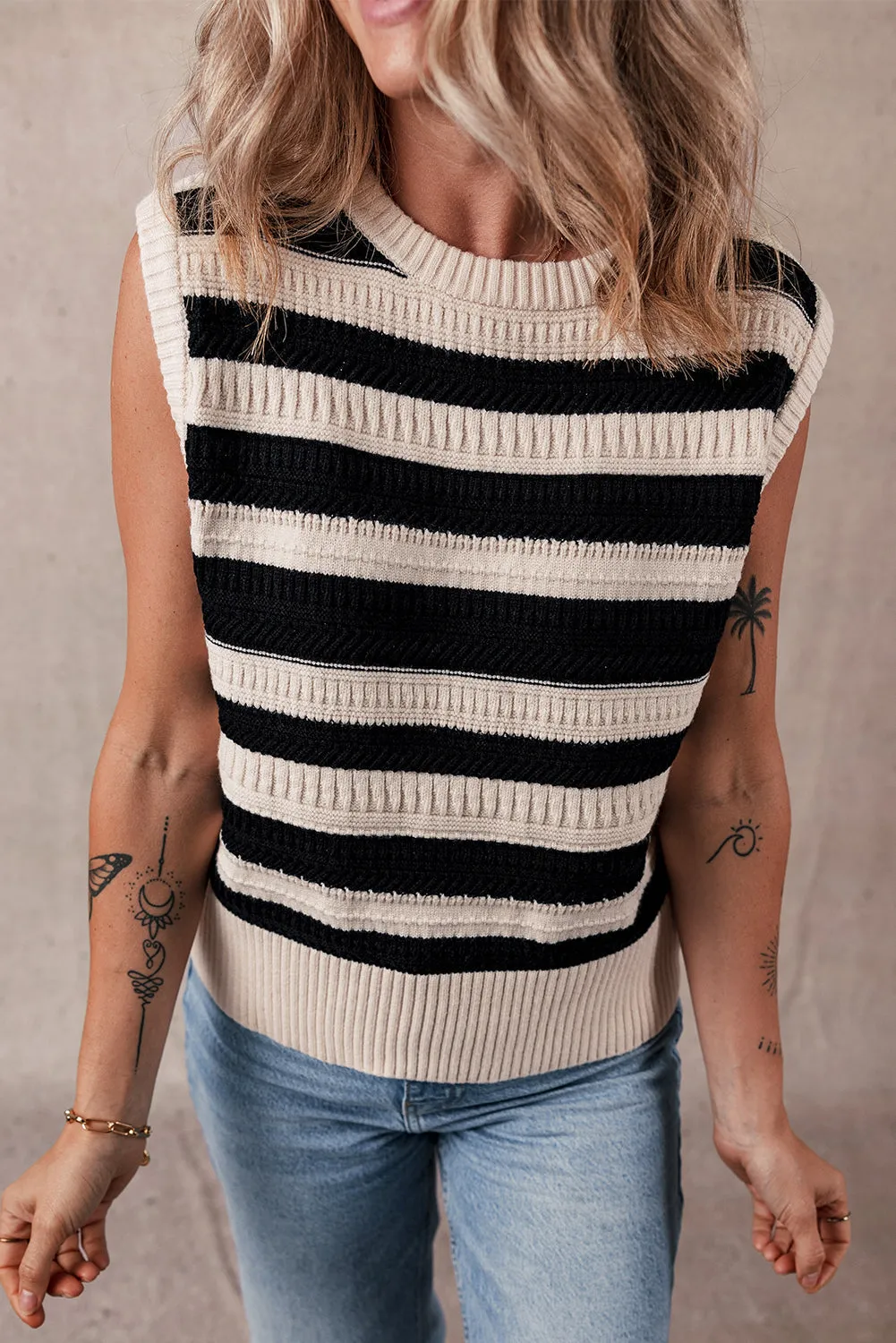 Ribbed Trim Knitted Sweater Vest